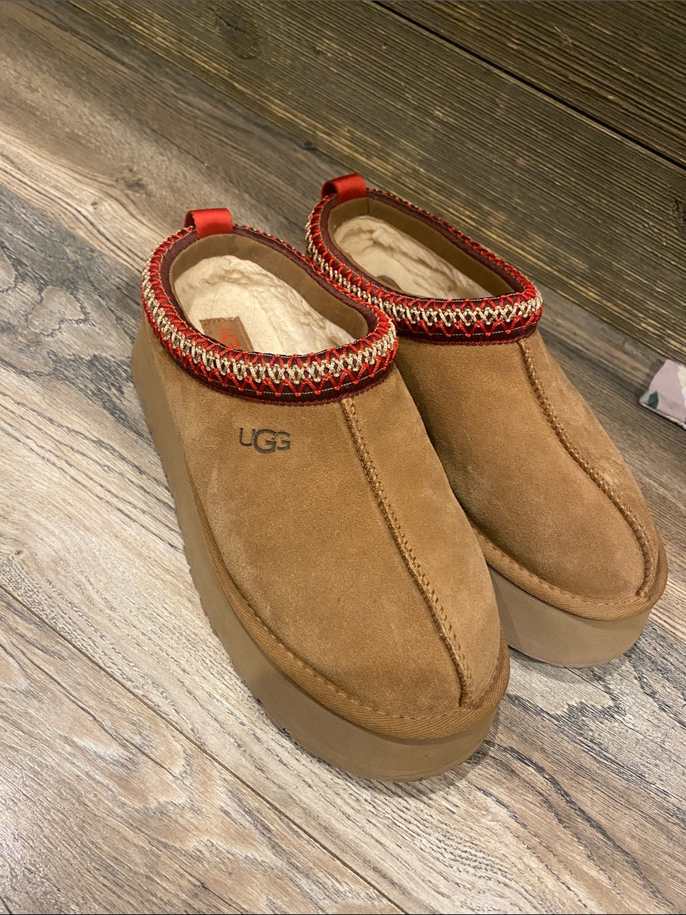 Ugg platform slip ons size 8
